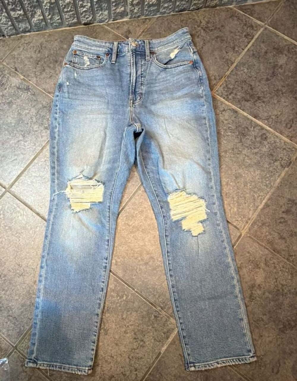 Madewell The Perfect Vintage Jean Ripped Edition